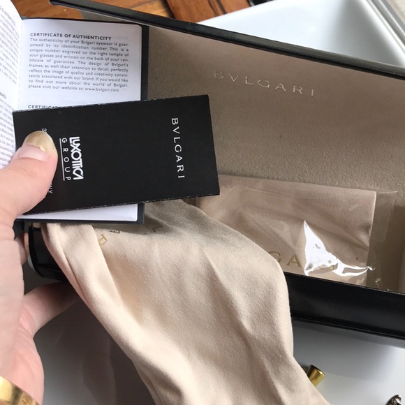 Bvlgari Oversized Crystal sunglasses NWOT - Picture 5 of 7